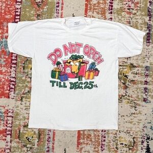 Vintage 90s Don't Open Till Christmas Ugly Xmas 1990s Dog Tshirt